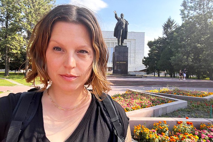 На Старой площади в Бишкеке