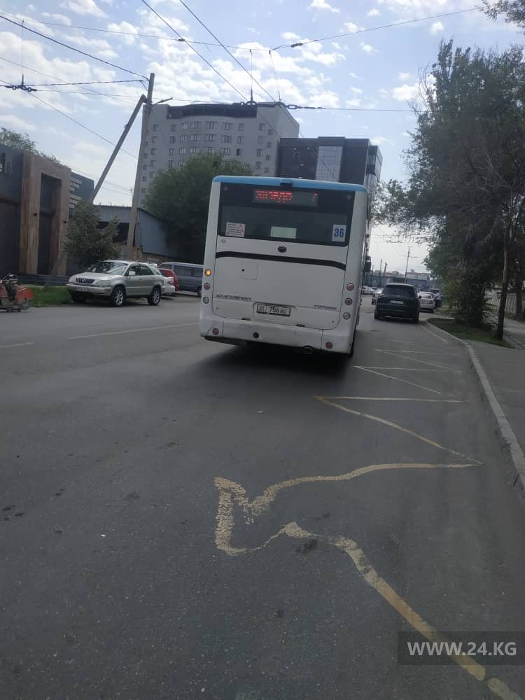 Грязный автобус
