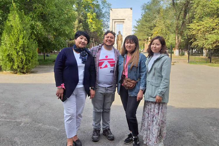 С командой специалистов по психическому здоровью в Сокулукском районе Кыргызстана