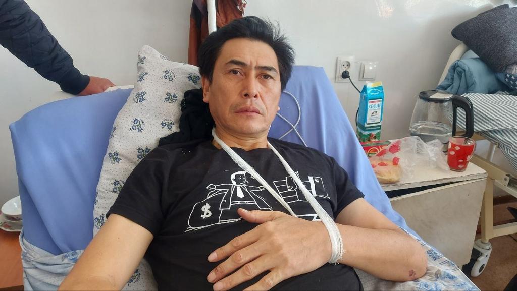 В ДТП серьезно пострадал журналист-расследователь Сайпидин Султаналиев