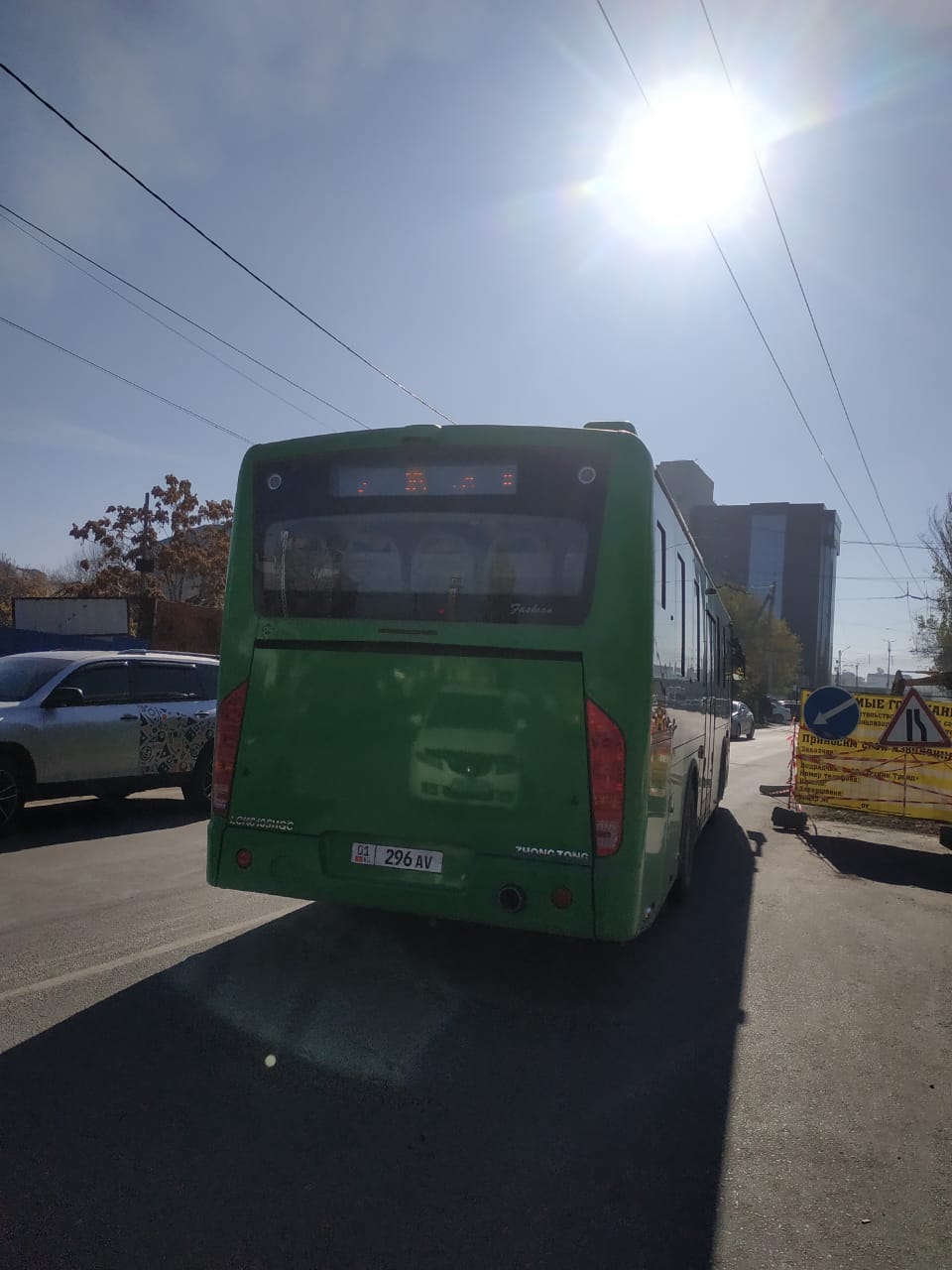 Водитель нарушает Правила дорожного движения