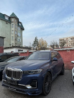 BMW Alpina XB7