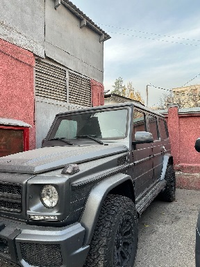 Mercedes-Benz G500