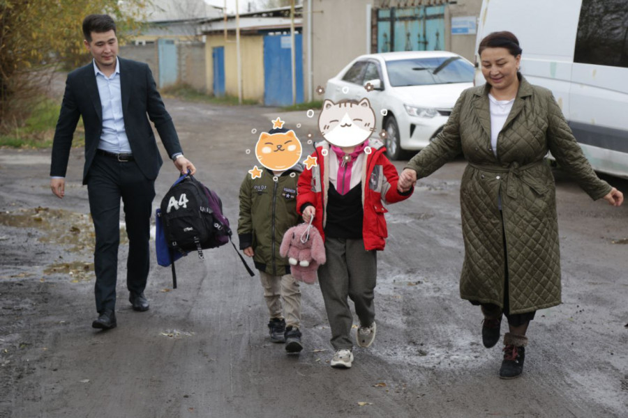 Дети обрели приемную семью