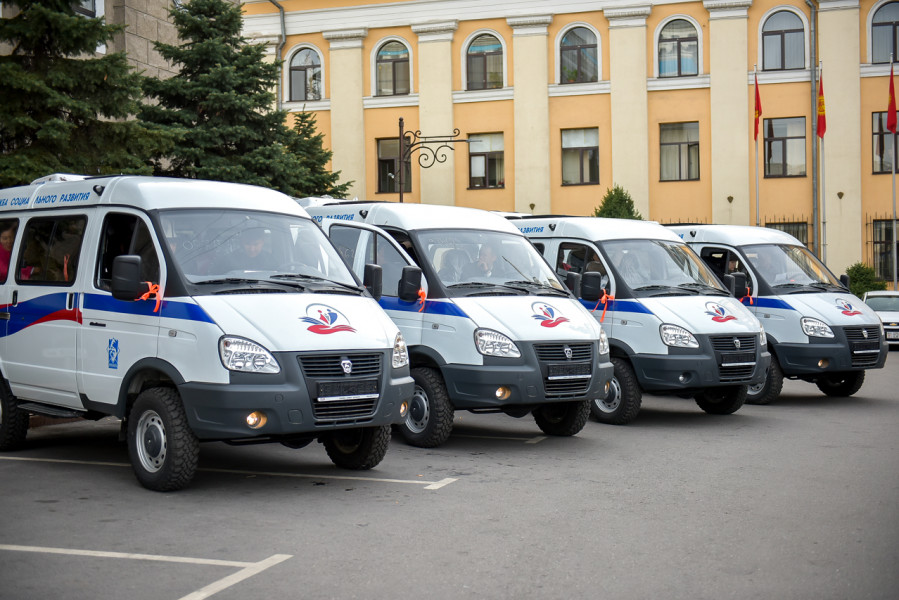 Социальные автомобили для экстренной помощи женщинам и детям