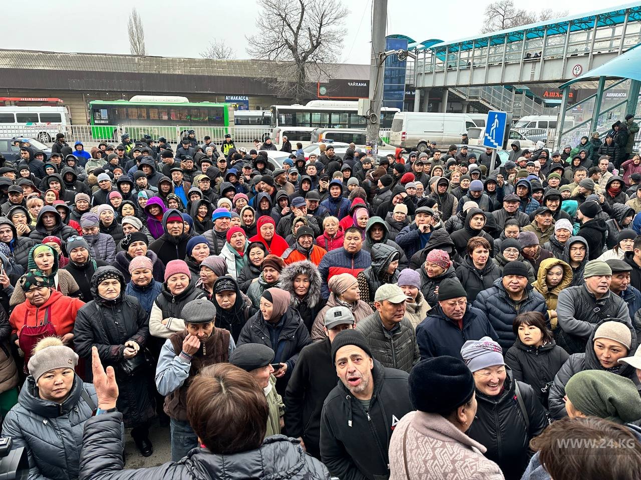 Митинг на Аламединском рынке