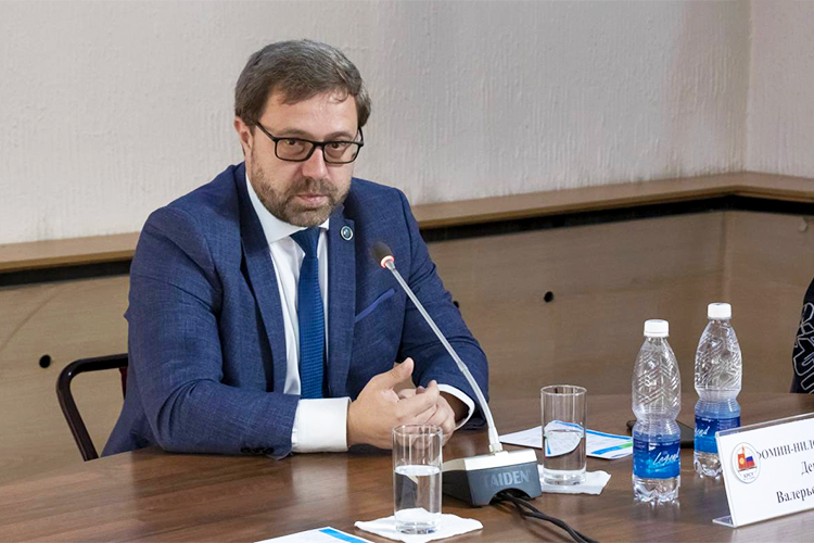 Новый ректор вуза Денис Фомин-Нилов