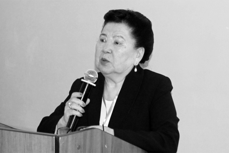 После продолжительной болезни в возрасте 77 лет скончалась заслуженный деятель науки Кыргызской Республики Айсалкын Асанова