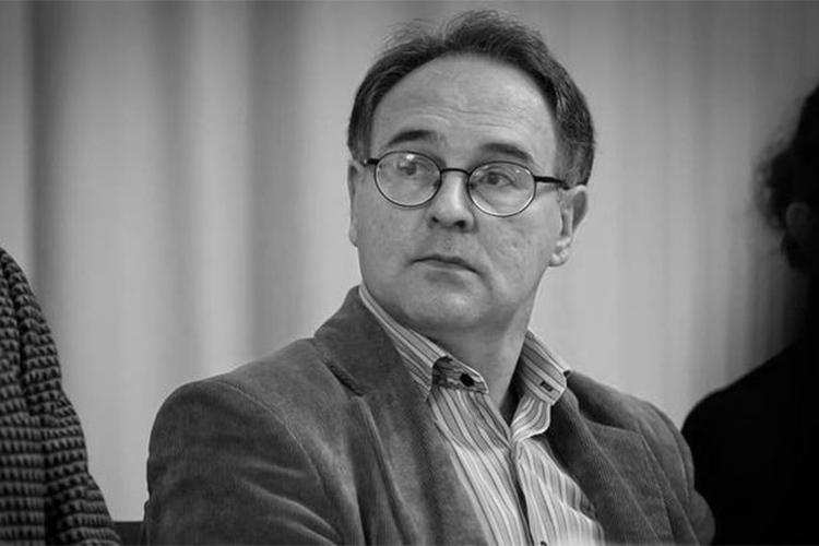 Скончался глава Ассоциации издателей и книгораспространителей, главный редактор электронной библиотеки «Новая литература Кыргызстана» Олег Бондаренко