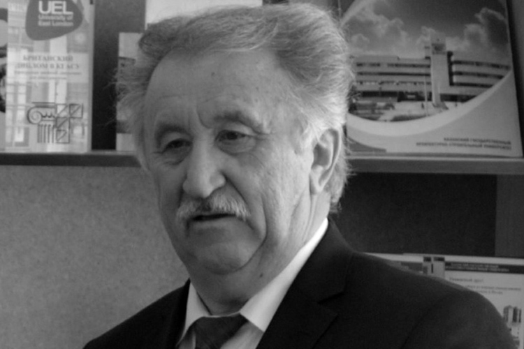 Скончался декан факультета архитектуры, дизайна и строительства КРСУ Равиль Муксинов