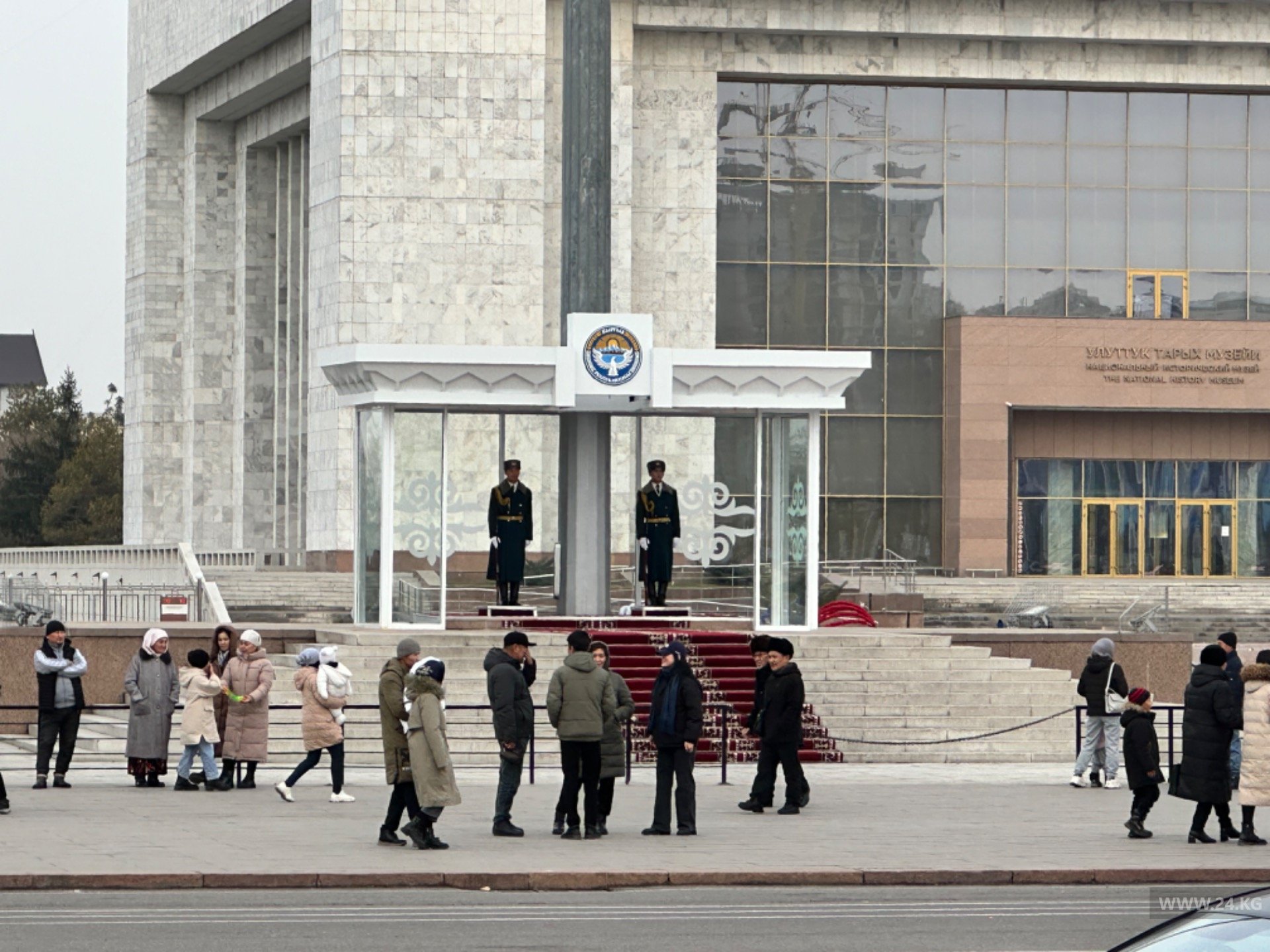 Новая кабина почетного караула