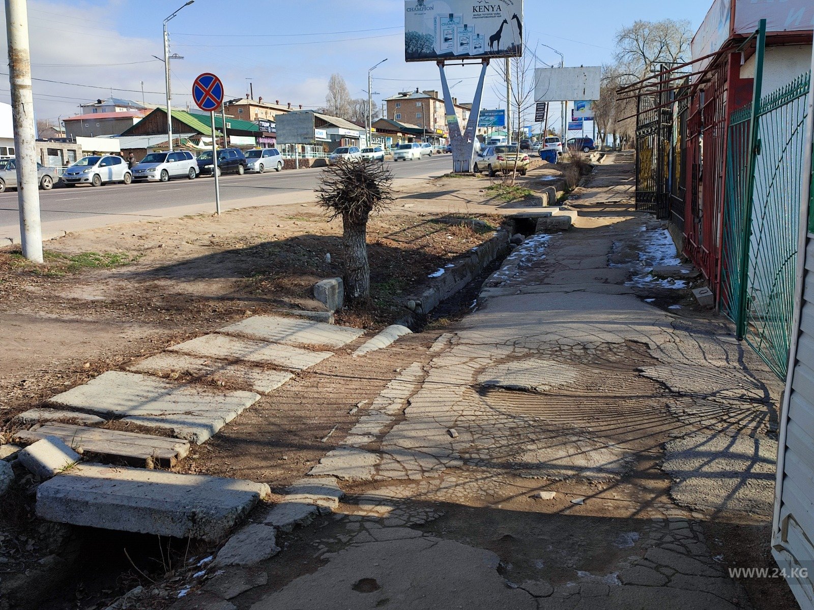 Тротуары в Чолпон-Ате