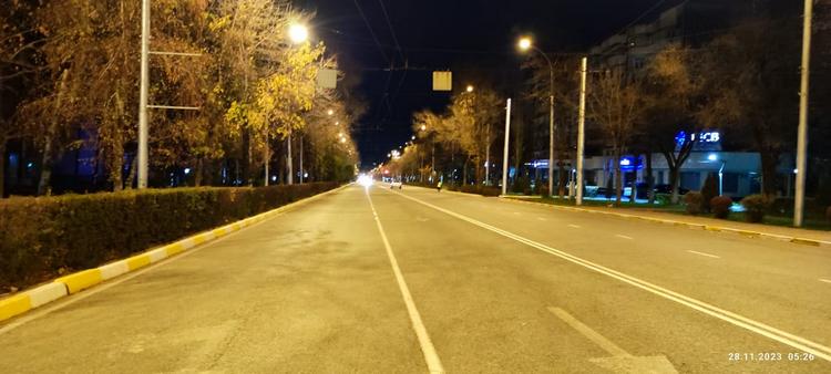 Бишкек, раннее утро, проспект Айтматова