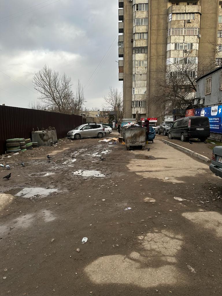 Навести порядок просят жители