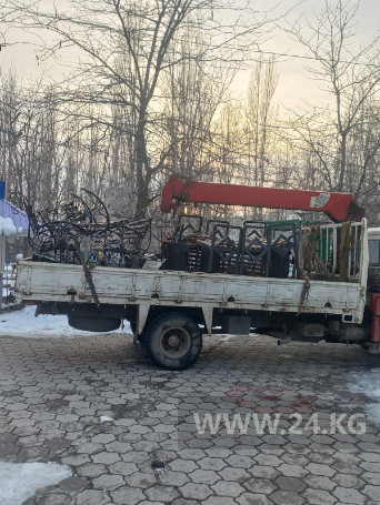 В парке «Асанбай» убирают аттракционы и павильоны