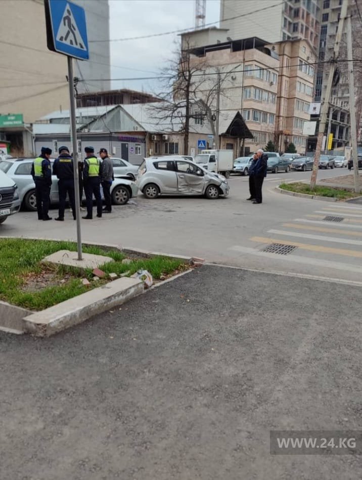 Улица Фрунзе в Бишкеке