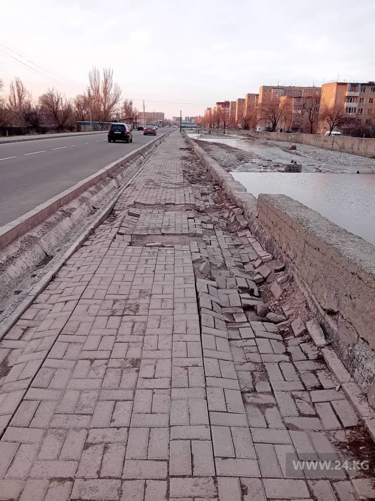 Тротуары в Бишкеке