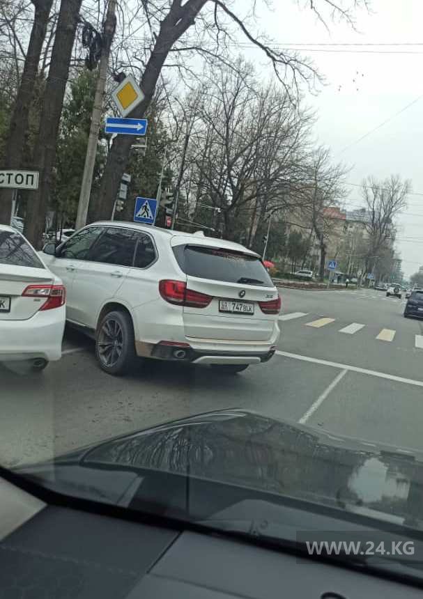 Чудаки парковки в Бишкеке