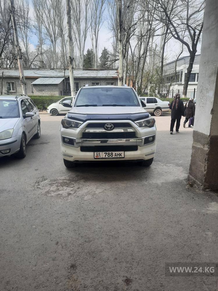 Чудаки парковки в Бишкеке