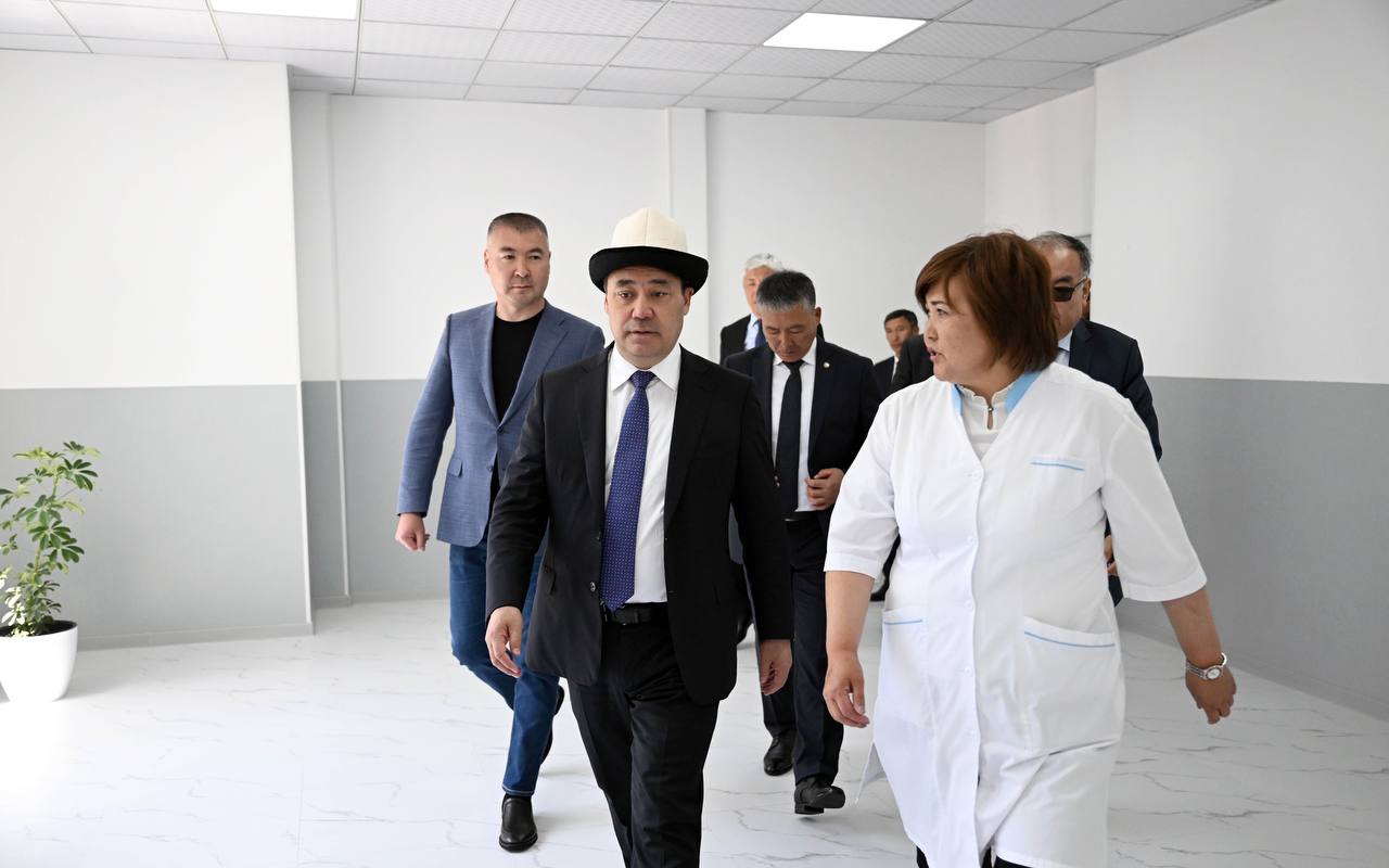 Садыр Жапаров открыл Республиканский детский реабилитационный центр