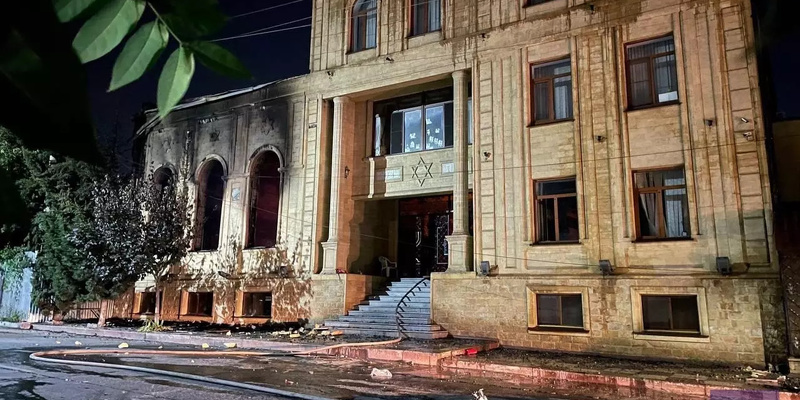 Теракты в Дагестане: более пятнадцати полицейских погибло