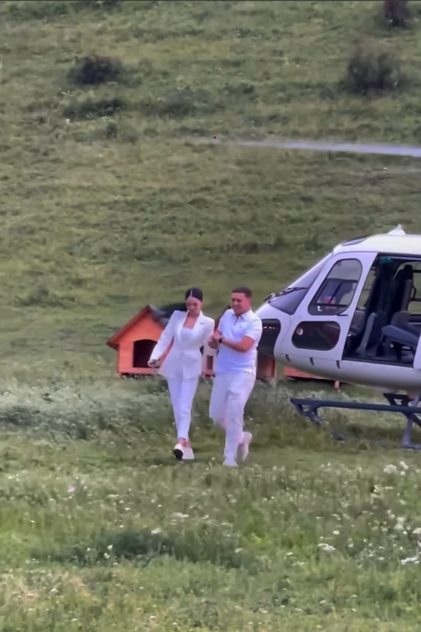 Племянница президента Лаззат Нургожоева и ее жених