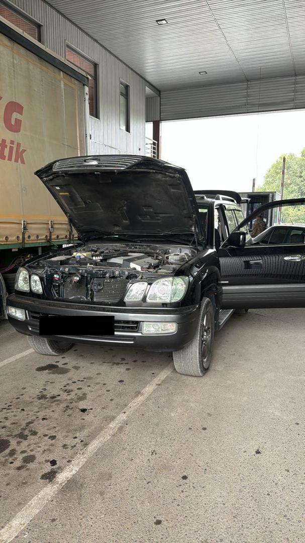 Задержанный внедорожник