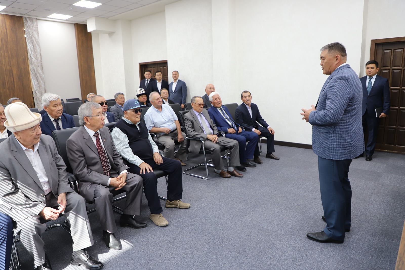 Ташиев на встрече с ветеранами ведомства