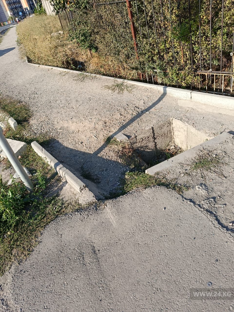 Опасный тротуар