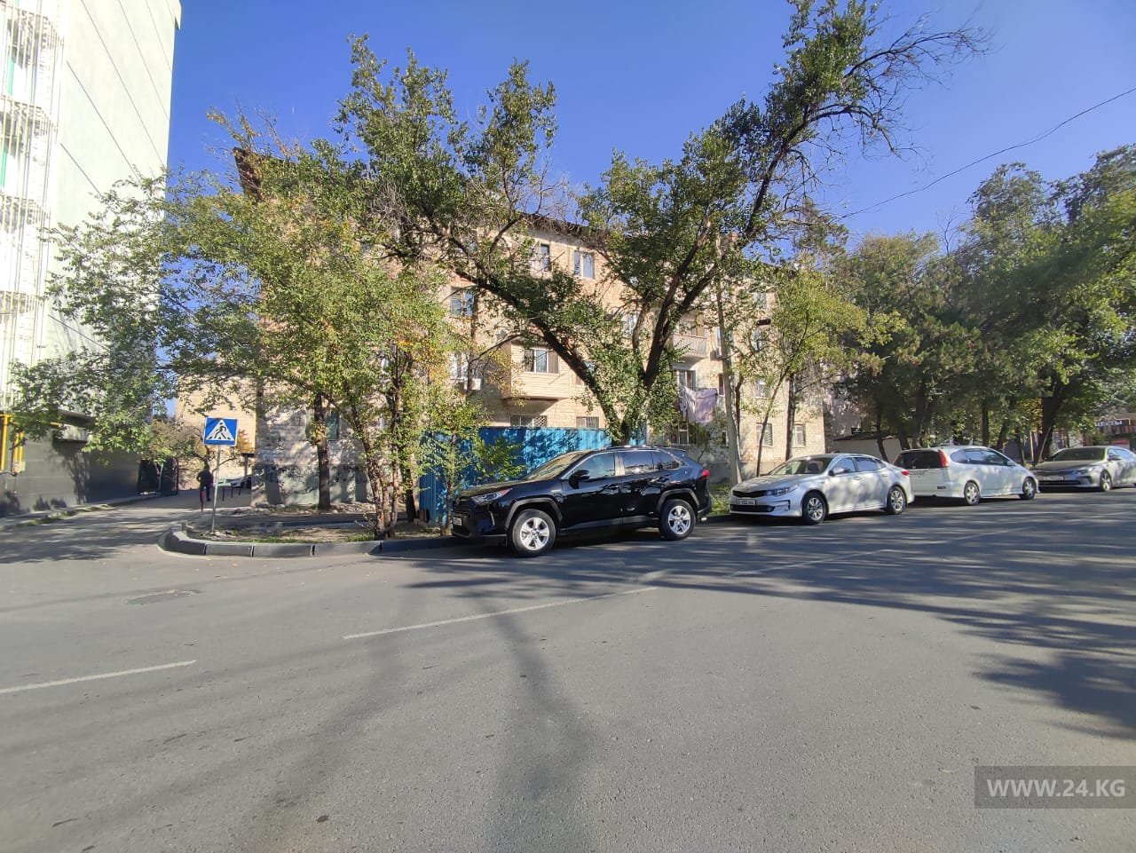Парковка на улице Джунусалиева