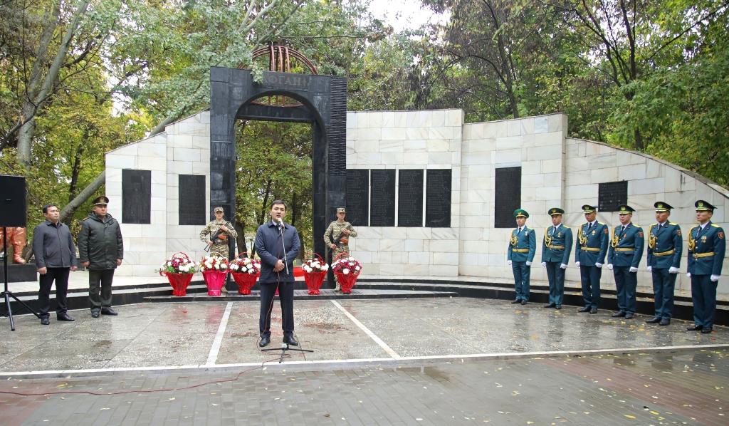В Кыргызстане почтили память воинов, погибших в баткенских событиях