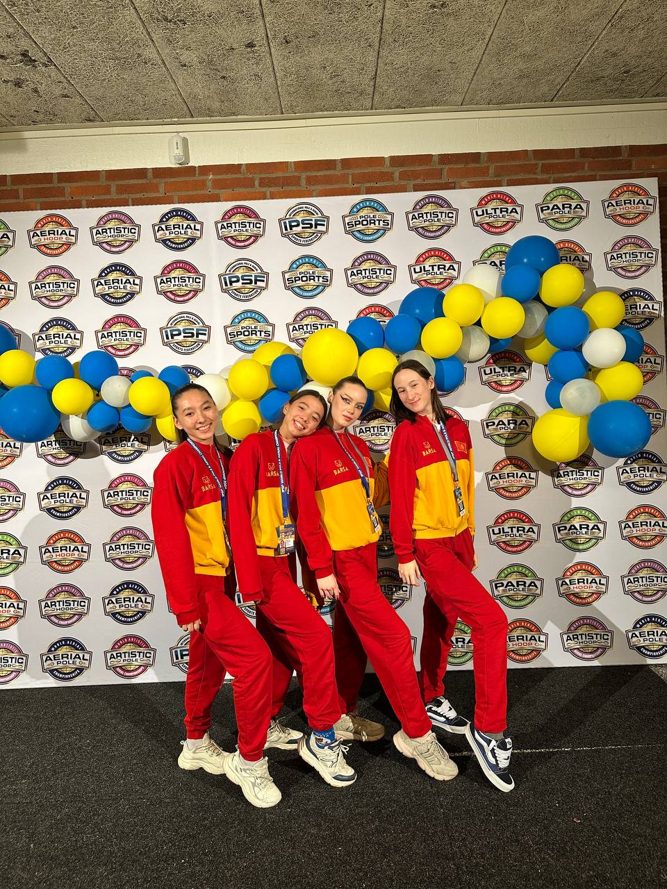 Кыргызская сборная по воздушной акробатике успешно выступила на чемпионате мира 2024 года