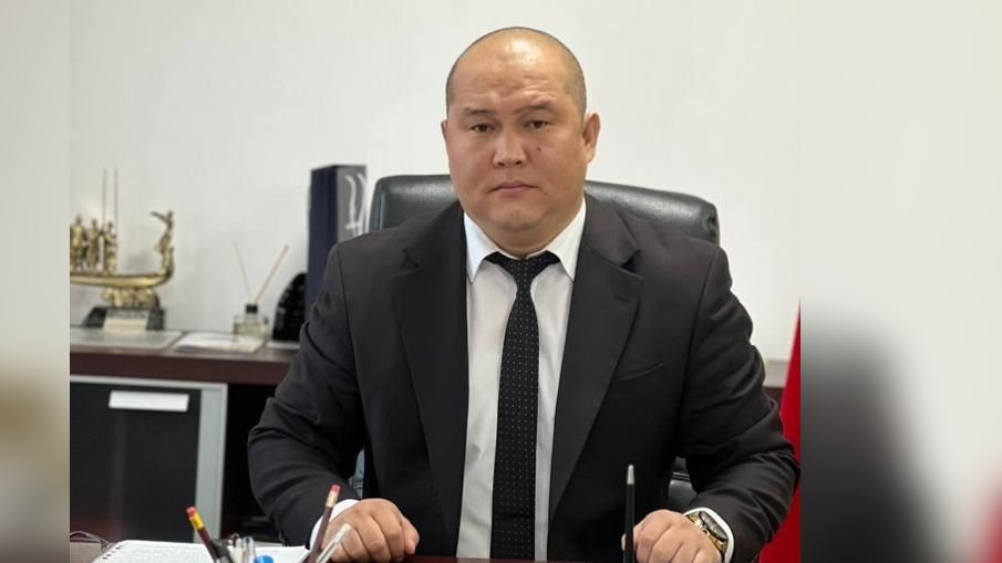 Руслан Осмоналиев назначен помощником председателя кабинета министров Акылбека Жапарова