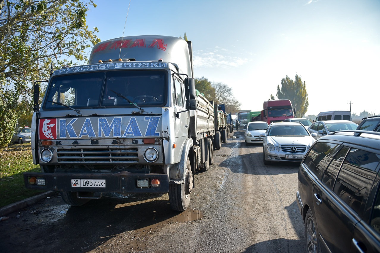 Мэр Айбек Джунушалиев проверил условия на автовокзалах Бишкека