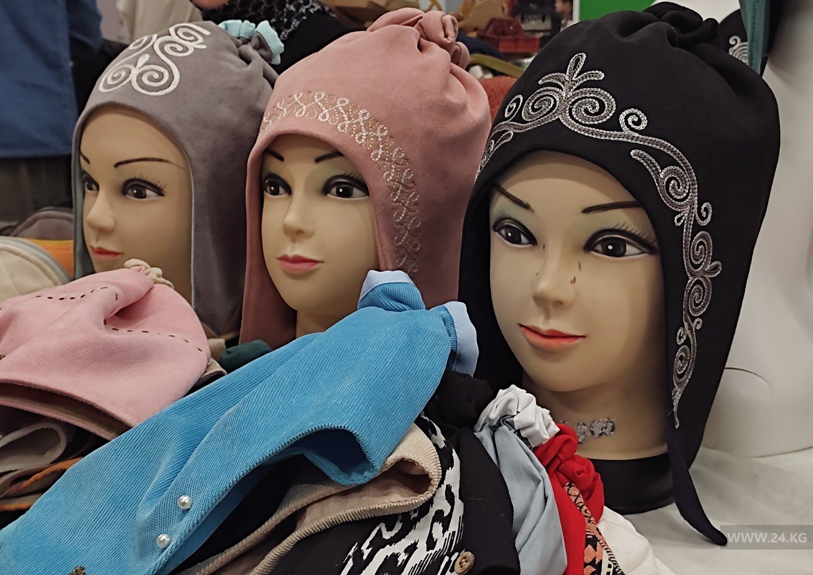 Halal Bazaar в Бишкеке