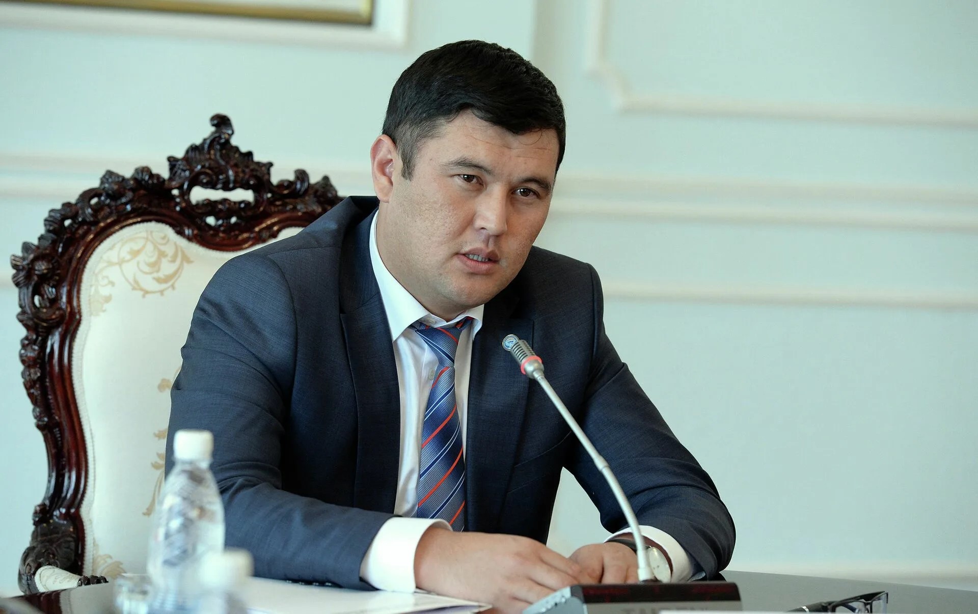 Алмамбету Салиеву продлили арест