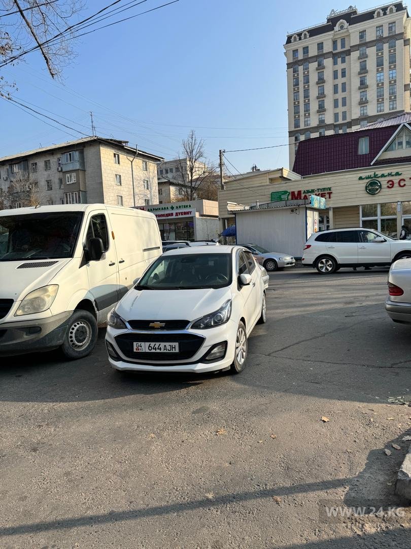 Чудаки парковки