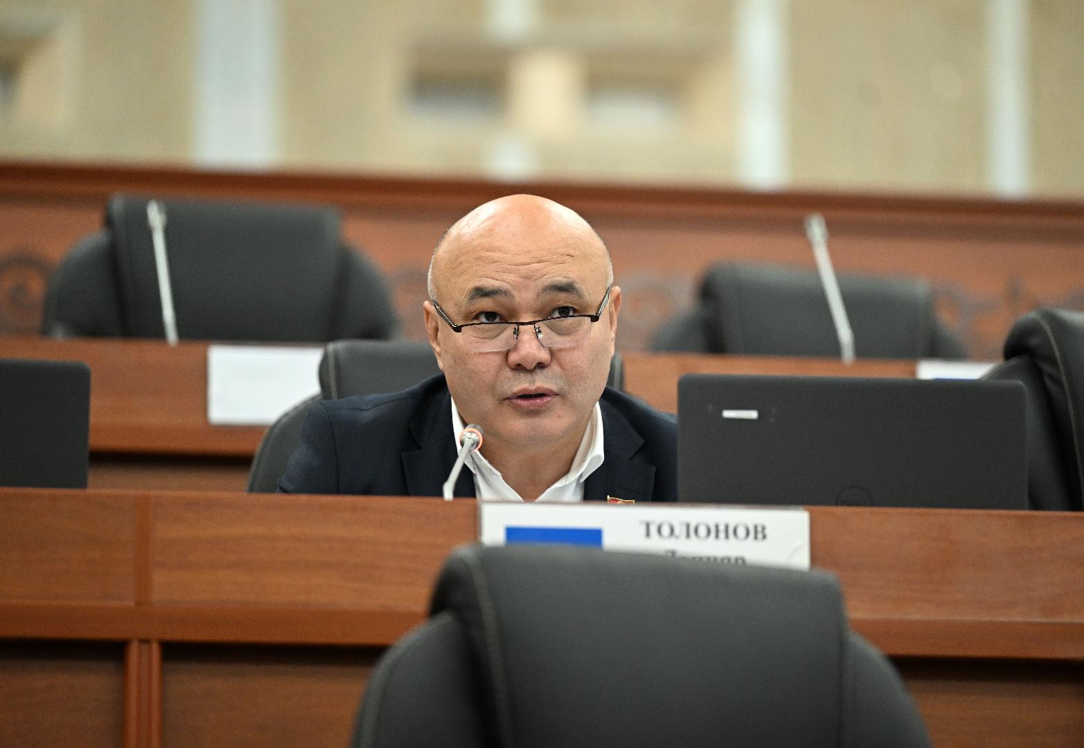 Депутат Данияр Толонов