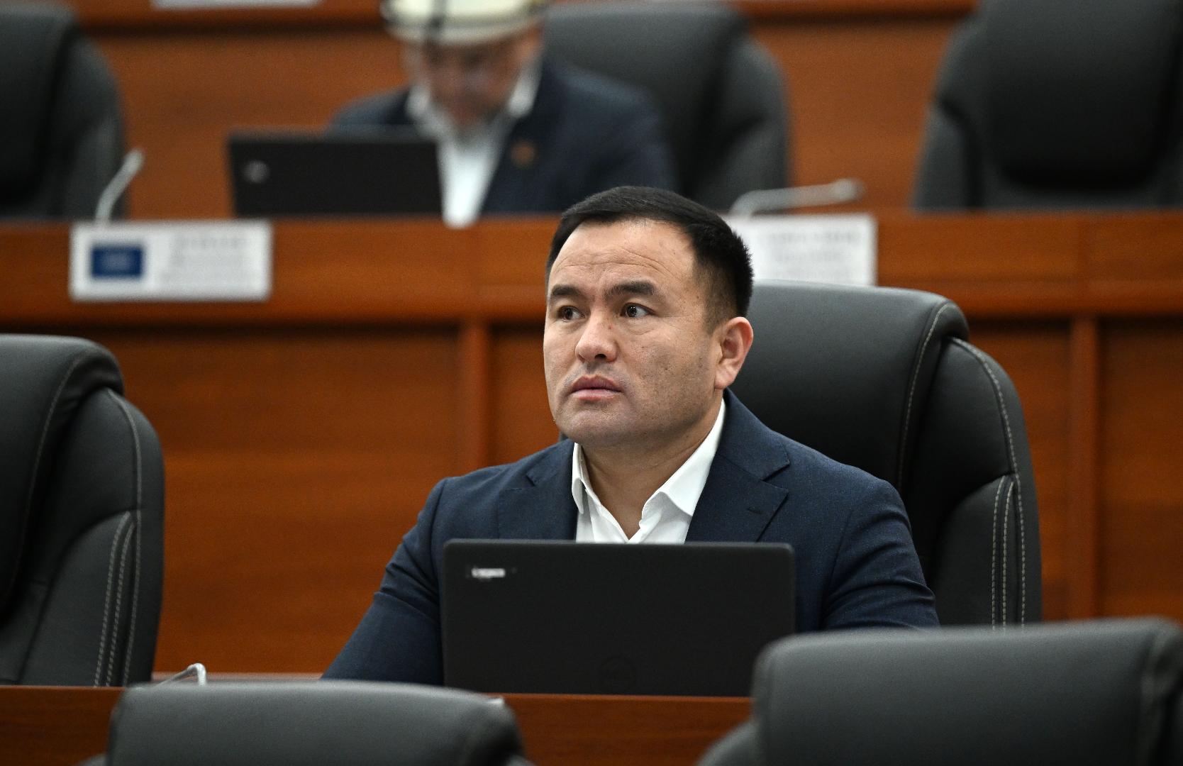 Депутат Алишер Козуев