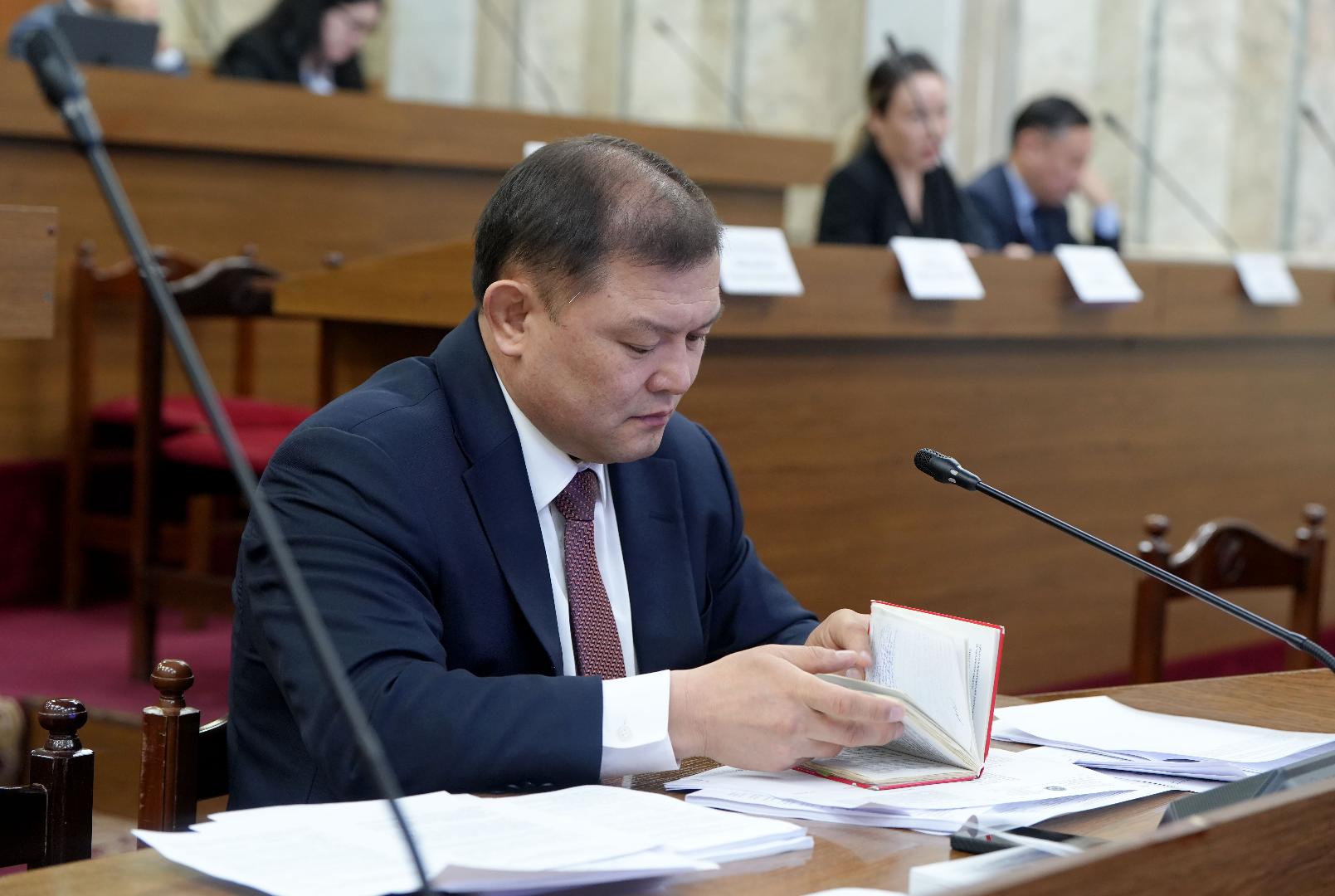 Депутат Дастанбек Джумабеков