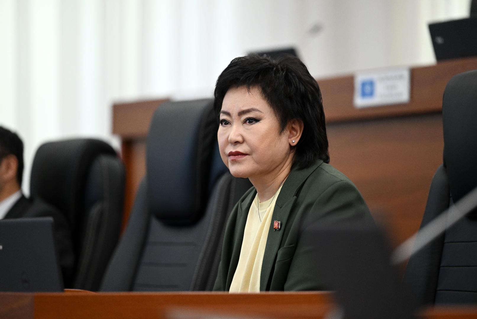 Депутат Гулкан Молдобекова