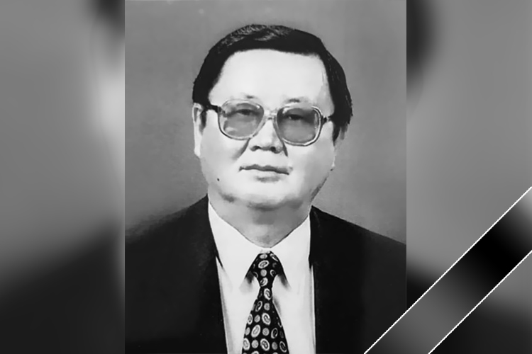 На 83-м году жизни скончался академик Российской академии педагогических и социальных наук (АПиСН), Международной академии образования Кыргызской Республики, член-корреспондент Московского общества испытателей природы, член президиума комитета «Теоретическая и прикладная механика КР», профессор, доктор физико-математических наук Асанбай Исманбаев