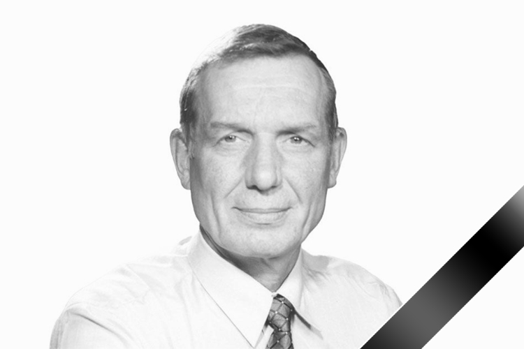 Умер трехкратный чемпион мира по биатлону Александр Ушаков. Ему было 76 лет