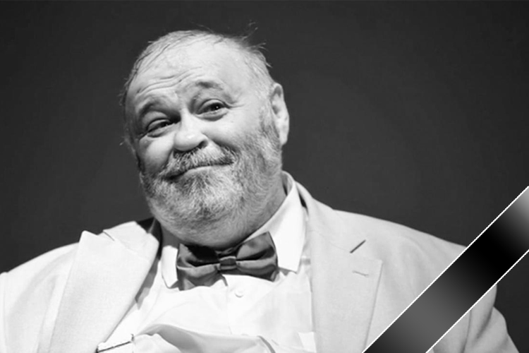 Умер актер и продюсер, заслуженный работник культуры России Юрий Ваксман. Помимо работы в театре, актер снимался в сериалах и фильмах. Среди них — «Раневская», «Майор Гром: Чумной Доктор», «По законам военного времени 3» и «Молодежка». В последнем проекте он играл Николая Гроссмана — Колюню