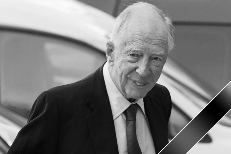В возрасте 87 лет умер британский инвестиционный банкир Джейкоб Ротшильд. Он возглавлял несколько финансовых организаций и был соучредителем St James’s Place, под управлением которой в 2023 году было $212,1 миллиарда