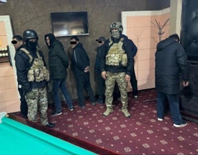 В Бишкеке пресечена деятельность подпольного казино Sun Club