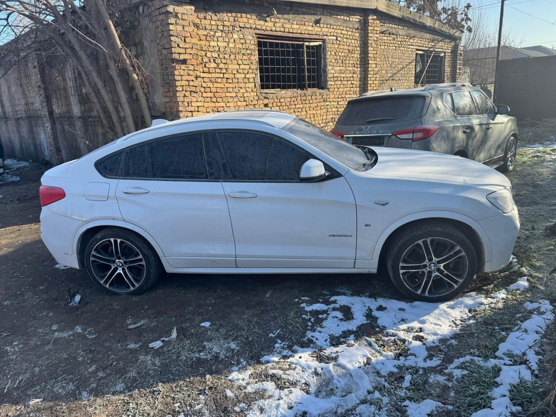 Нарушения при ввозе в Кыргызстан автомобилей из Кореи выявила таможня