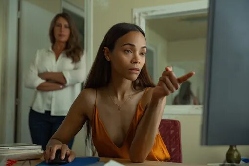 Зои Салдана в фильме «Эмилия Перес»