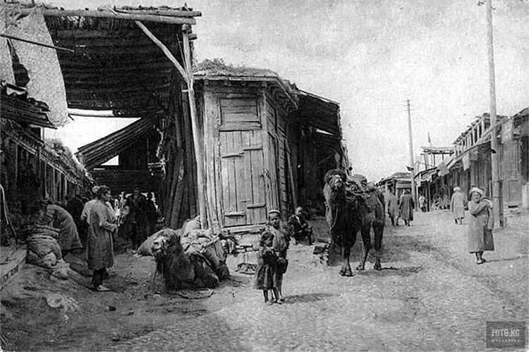 Старый квартал города Ош, в районе главного базара.