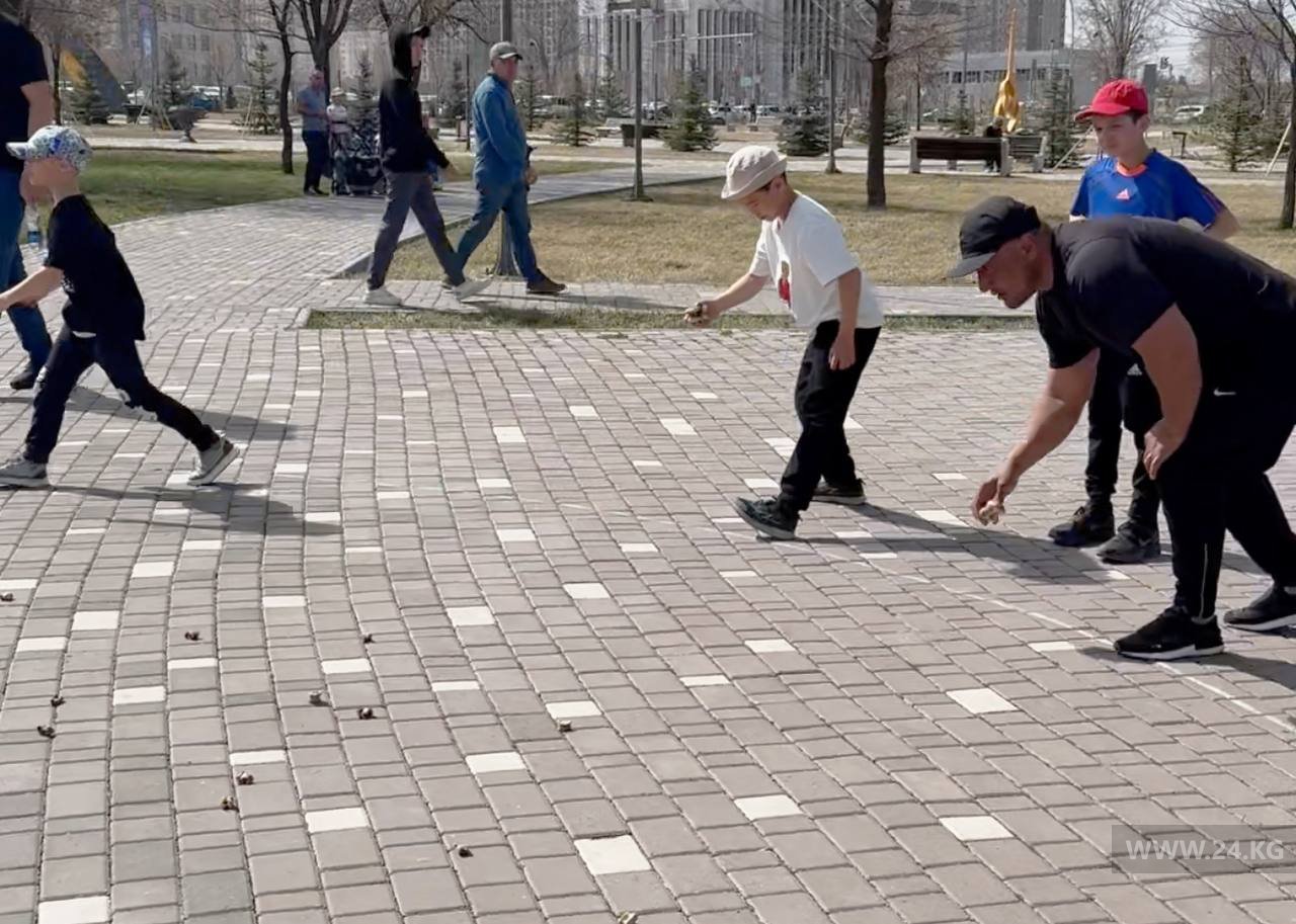 Игра в метание камней